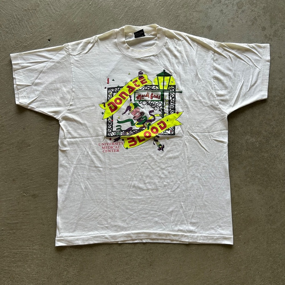 Vintage 80s Mardi Gras Donate Blood Shirt Size XL White University Medical USA